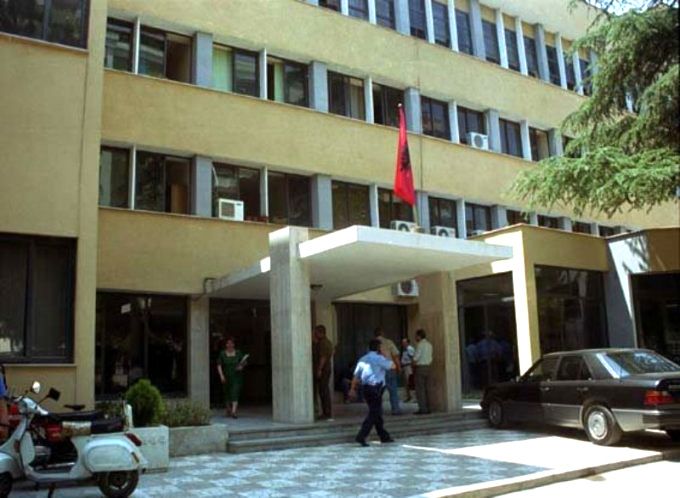 AKU