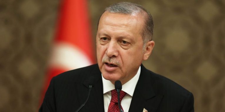 Erdoğan: Populli ynë nuk do t’i harrojë ata që kundërshtuan, si dhe ata që duartrokitën puçistët