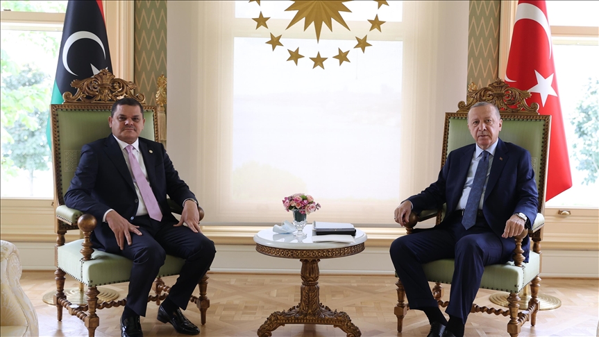 Presidenti Erdoğan priti në takim kryeministrin libian Dbeibeh
