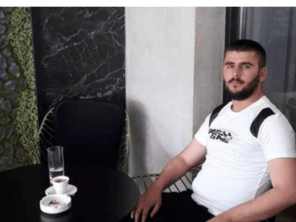 I zhdukur prej 2 ditësh, familjarët i drejtohen policisë për&hellip;