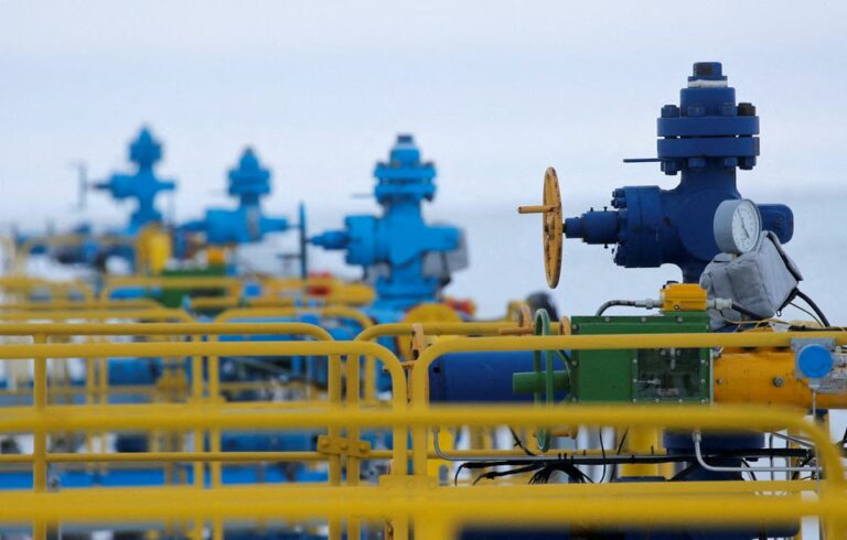 Rusia fitoi 93 miliardë euro nga nafta e gazi në ditët e para të luftës