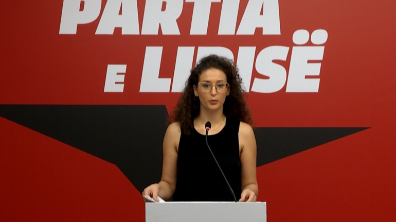 “Arsimtarët tanë kanë pagën më të ulët në&hellip;