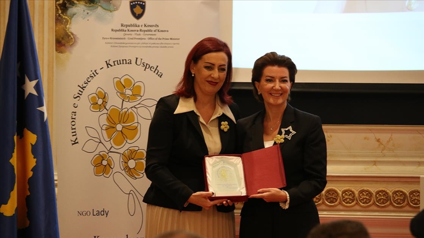 Kosovë, Zyra e Kryeministrit ndan mirënjohje për gratë e arta&hellip;