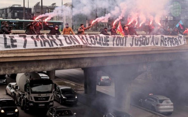 Mbi 1 milion protestues ‘paralizojnë’ Francën, shkak bëhet rritja e&hellip;