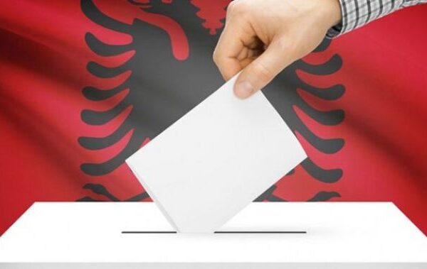 Një ditë para regjistrimit në KQZ, zbulohen përplasjet PS-kandidatët e&hellip;