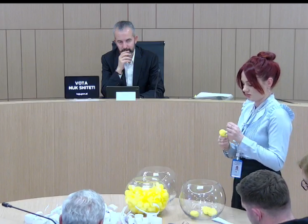 Zgjedhjet e 14 majit/ Fleta e votimit në Tiranë, ja&hellip;