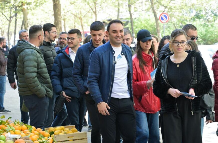 “Çdo ecje një denoncim”, Belind Këlliçi me banorët&hellip;