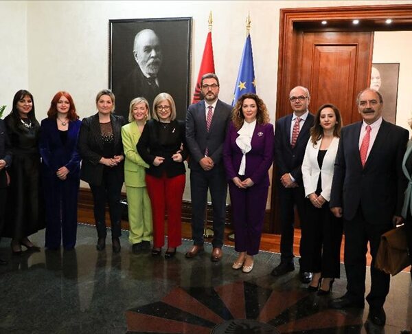 Një delegacion nga Kuvendi i Kosovës vizitë në Shqipëri