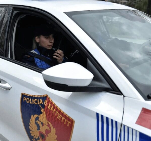 Vidhte me dhunë bizhuteritë e qytetarëve, arrestohet grabitësi serial në&hellip;