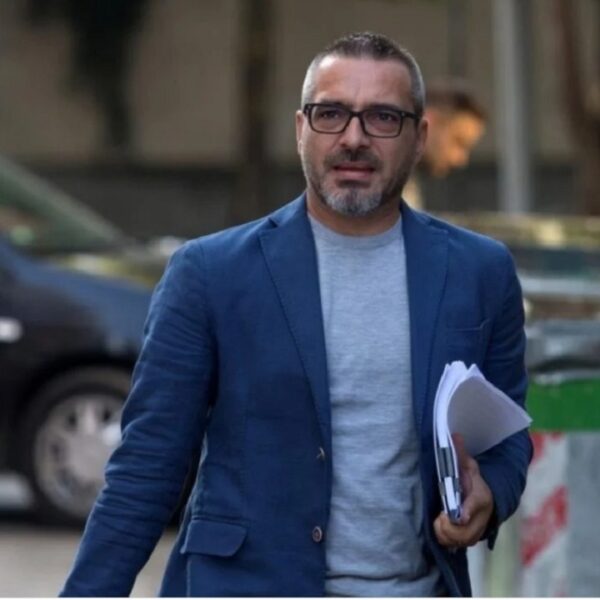 Gjykata, Tahiri në arrest shtëpie: Del nga banesa vetëm për&hellip;