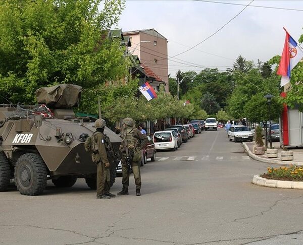 Kosovë, KFOR-i dislokohet në pesë lokacione të tjera në Zveçan,&hellip;