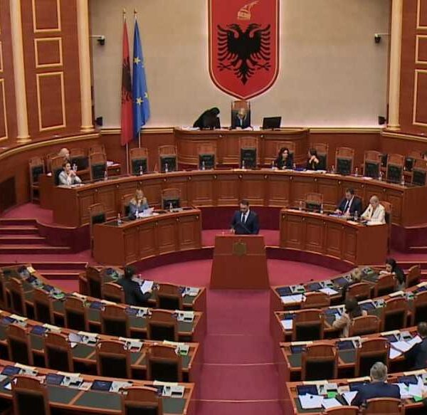 I doli emri në dosjen Ahmetaj, deputeti socialist: S’jam marrë&hellip;
