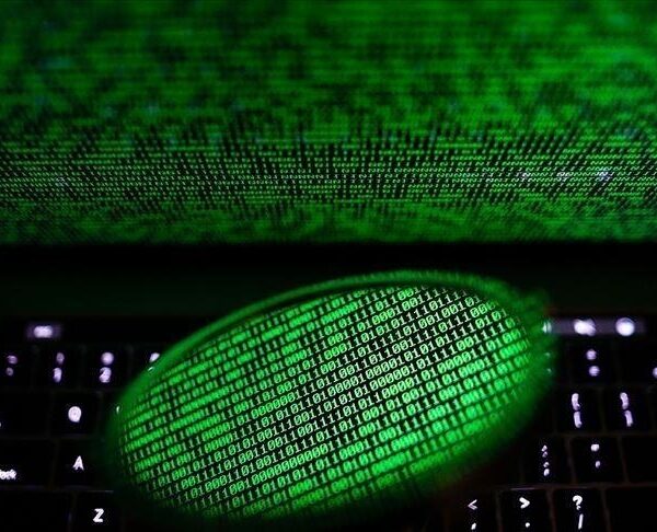 Inteligjenca amerikane: Kina ofron teknologji dhe pajisje thelbësore për Rusinë