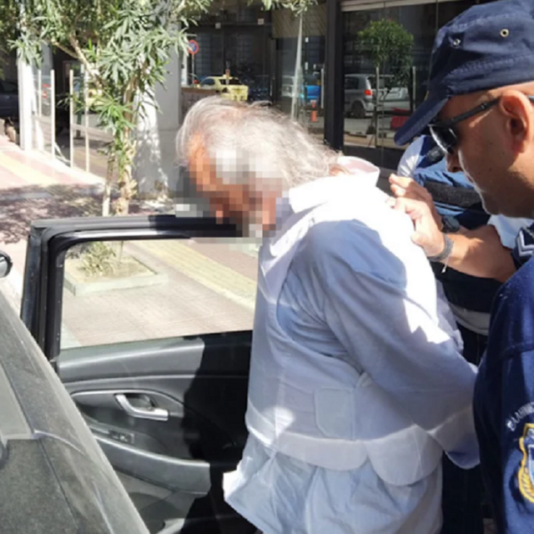 Vrau me çifte shqiptarin në Pire, 68-vjeçari në paraburgim: Ishte&hellip;