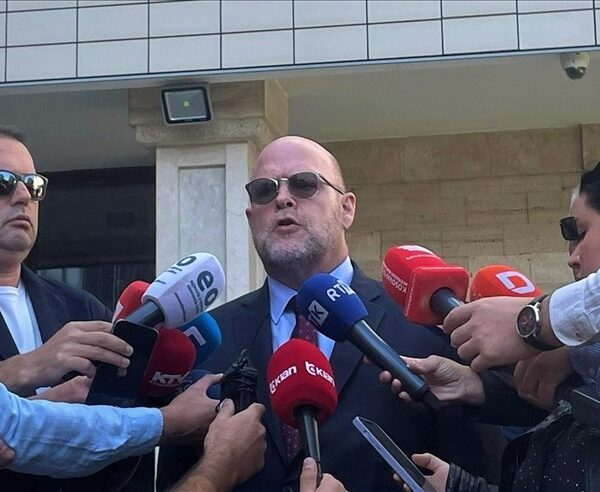 Ambasadori i SHBA-së për sulmin në veri të Kosovës: Ishte&hellip;