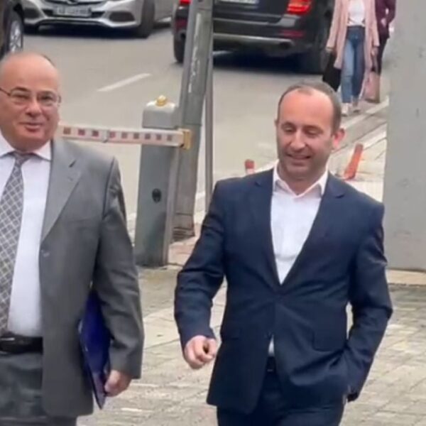 Kryebashkiaku i Kuçovës, Kreshnik Hajdari merret i pandehur nga SPAK