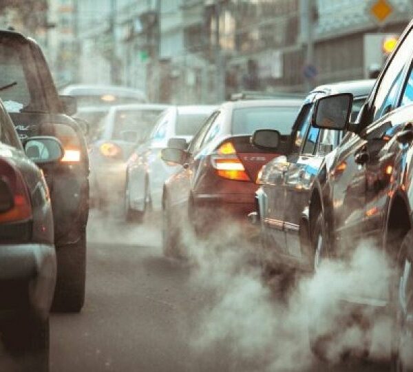 Ndotja e ajrit nga makinat, raporti: Mosha mesatare e mjeteve&hellip;