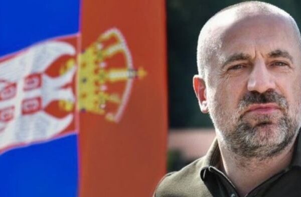 Interpoli lëshon urdhër-arrest për Milan Radoiçiç