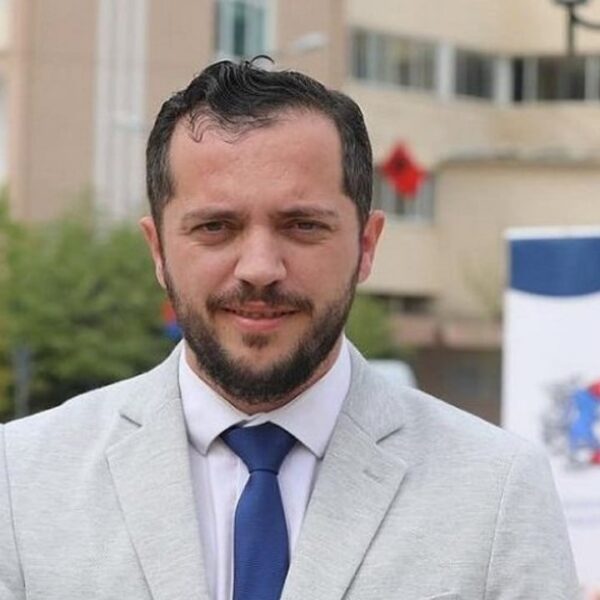 Abuzim në tendera, pezullohet nga detyra prefekti i qarkut Kukës,&hellip;