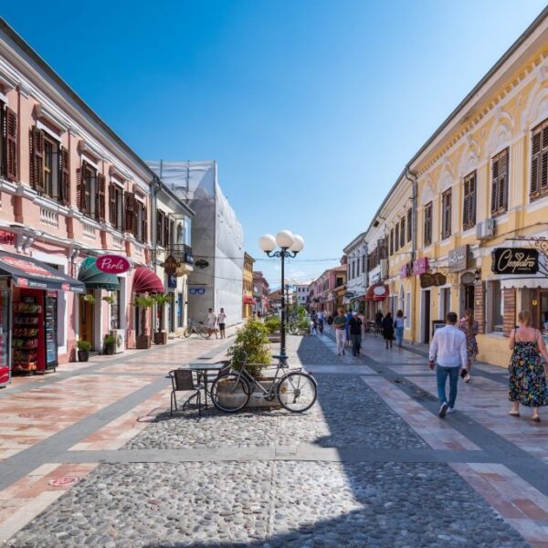 Transformimi i hyrjes së Shkodrës, lidhet kontrata 480 mln lekë&hellip;