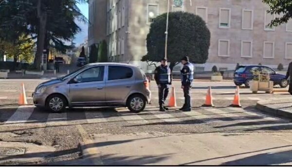 Opozita sot protestë, një numër i madh policësh dhe garda&hellip;