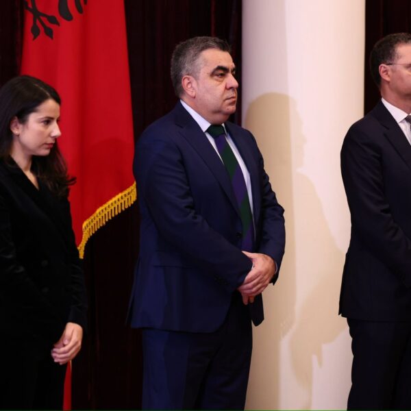 Betohen në Presidencë ministrat e rinj në kabinetin e kryeministrit&hellip;
