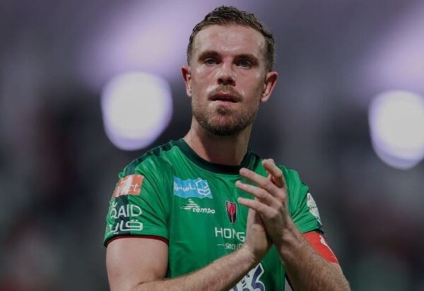 Henderson braktis Arabinë dhe transferohet në Holandë, do të paguajë dëmshpërblimin