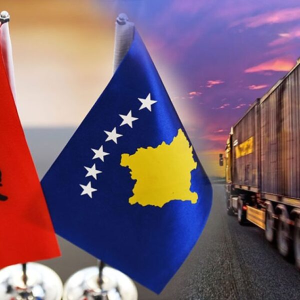 AKB: Shkëmbimet tregtare Kosovë-Shqipëri thyen rekord me rreth 440 milionë&hellip;