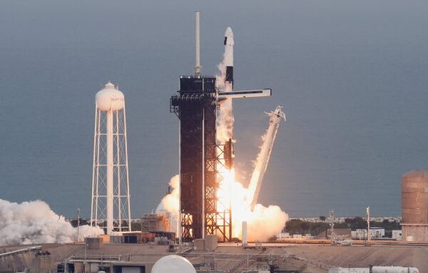 Turqia nis astronautin e saj të parë në hapësirë