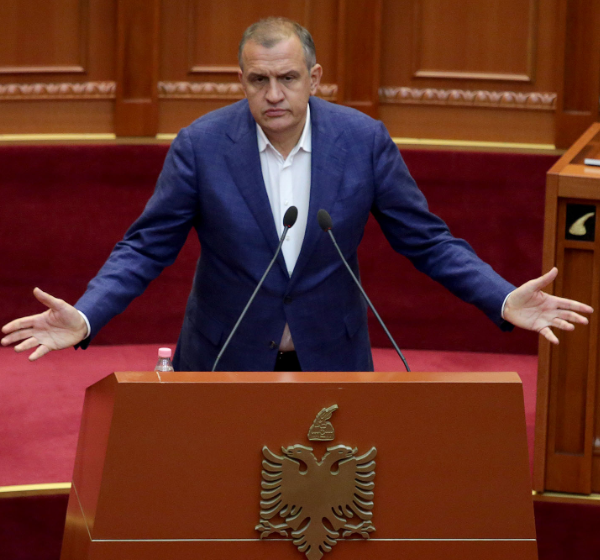 Arrestohet ish-ministri i Shëndetësisë Ilir Beqaj