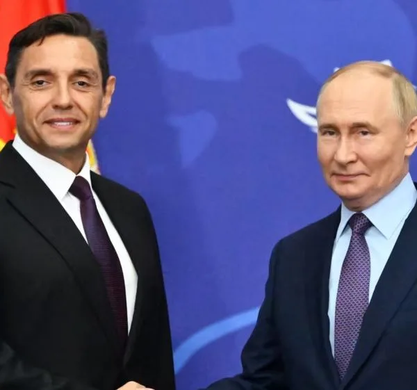 Zbardhet biseda Putin-Vulin, si e “kërcënoi” presidenti rus me marrëveshjen&hellip;