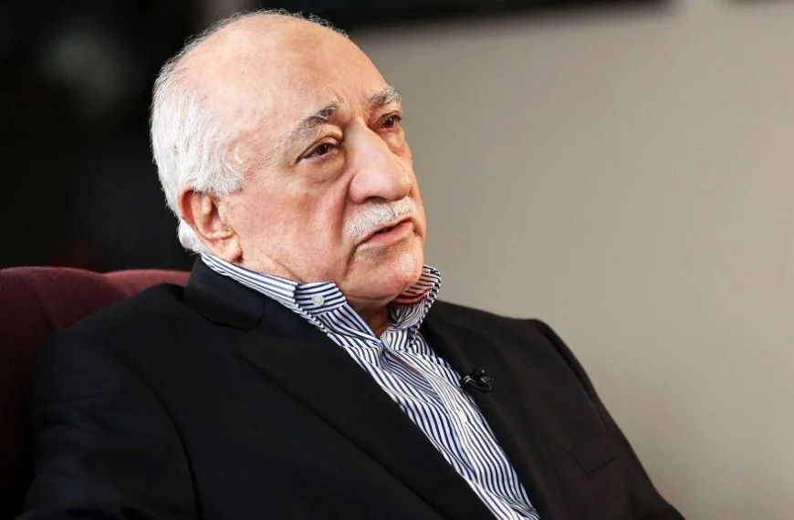 Kreu i grupit terrorist FETO, Fetullah Gulen, ka&hellip;