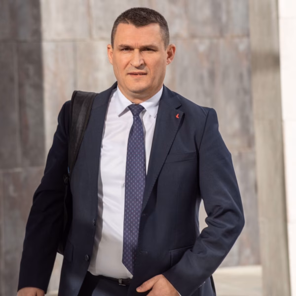 Nisin procedurat për zgjedhjen e pasuesit të Altin Dumanit në&hellip;