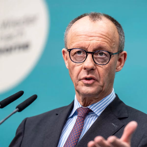 Kancelari gjerman: Rusia “po teston kufijtë” përmes inkursioneve me dronë&hellip;