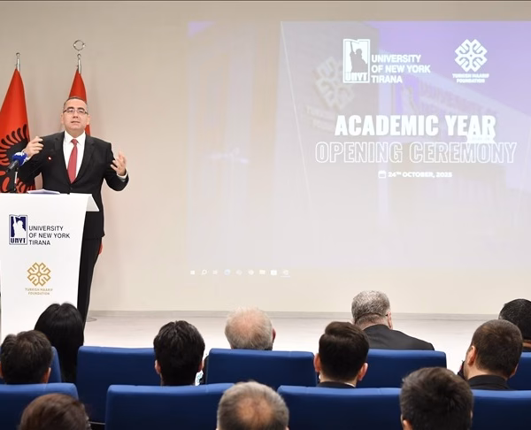 Ambasadori turk në ceremoninë për vitin e ri akademik në&hellip;