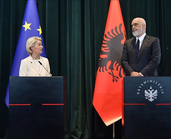 Presidentja e KE-së: Shqipëria është në rrugën e duhur drejt&hellip;