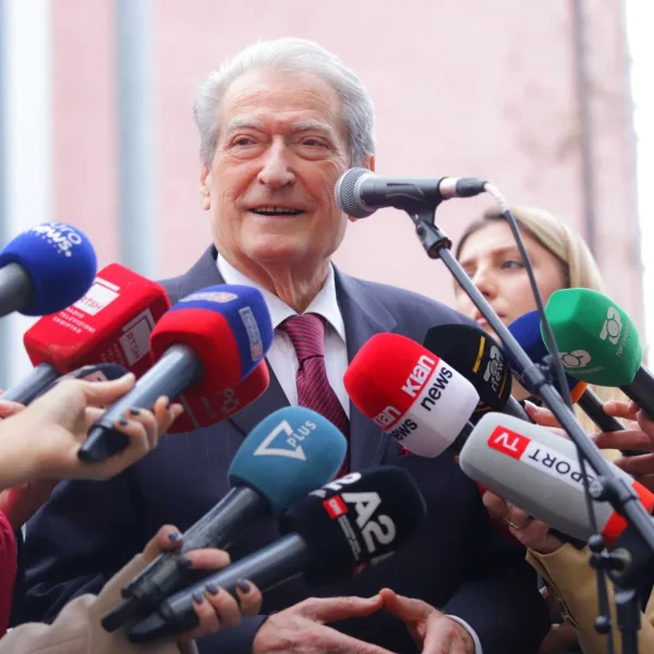 Berisha flet para SPAK: Operacioni ndaj call center-it në Tiranë&hellip;