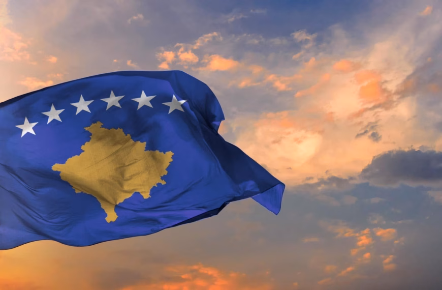 Kosova shënon 18 vjetorin e shpalljes së Pavarësisë