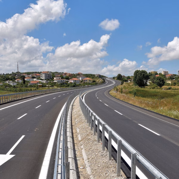 Paguajmë taksa mbi makina dhe qarkullimin 340 mln euro; për&hellip;