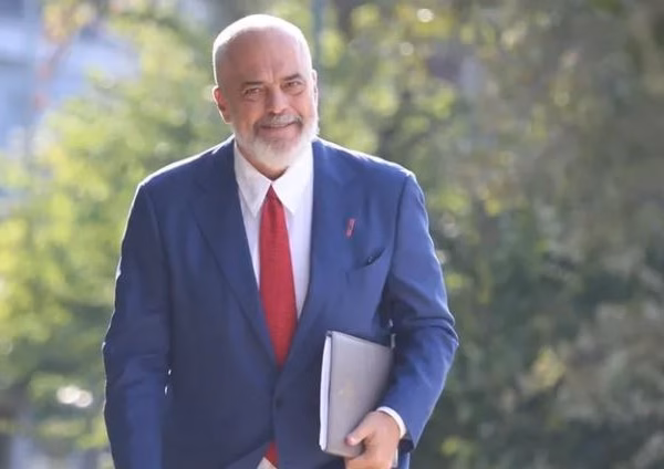 Jo vetëm kryebashkiakët e PS-së në takim, Rama mbledh drejtuesit&hellip;
