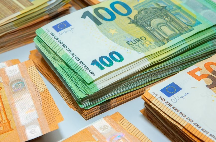 Banka e Shqipërisë bleu gati 140…